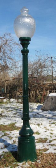 medium shaft Victorian lamp post with ballast holder