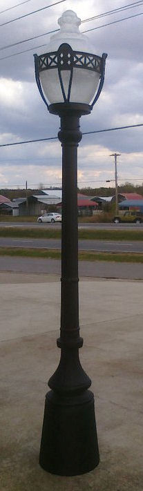 ornamnetal street lamp
