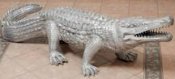 alligator statue