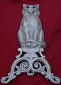 cat statue