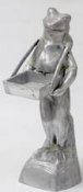 frog statue