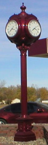 four face street clock