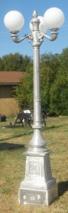 3 light cast aluminum victorian street lamp on extended urn base